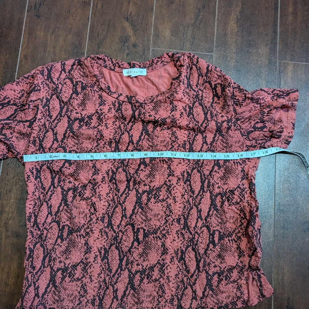 Socialite Tee XS - Picture 4 of 8